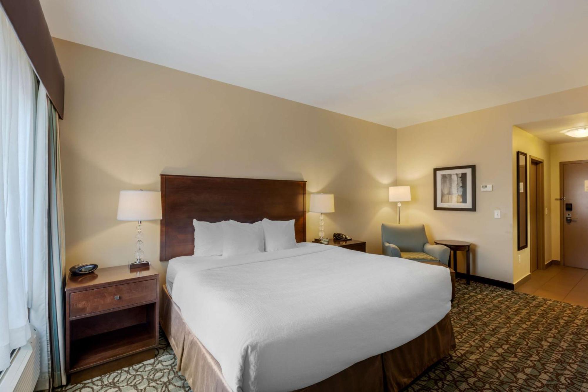 Best Western Plus Walkerton Hotel & Conference Centre Buitenkant foto