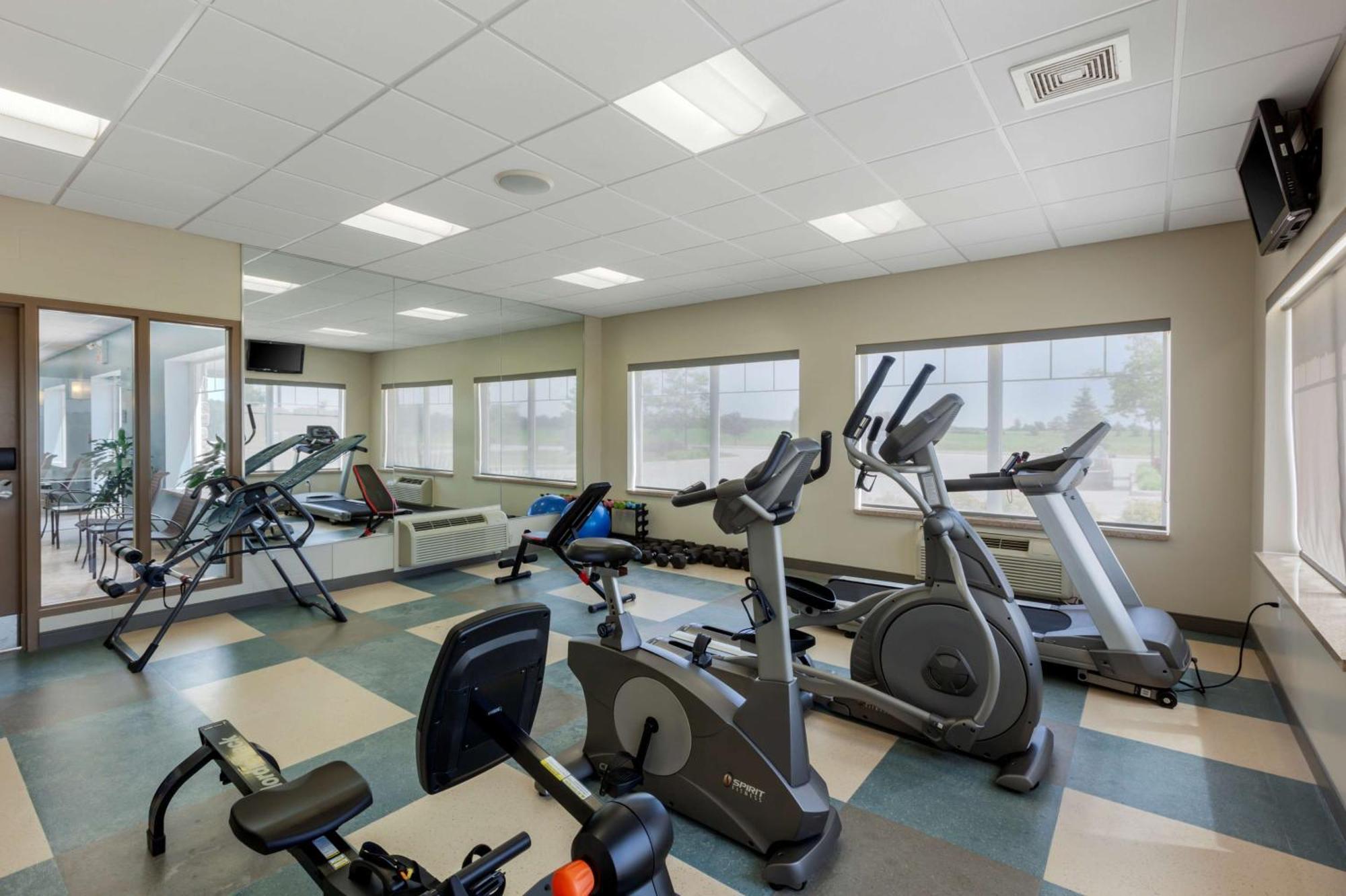 Best Western Plus Walkerton Hotel & Conference Centre Buitenkant foto